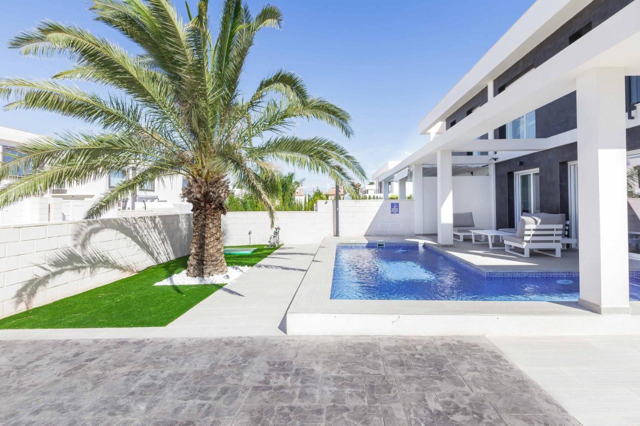 Casa Bos Dolpfin Wellness Luxury Entire Villa Pool & Jacuzzi Gran Alacant Near Beach Puerto Marino Luaran gambar