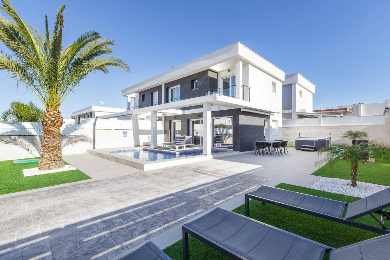 Casa Bos Dolpfin Wellness Luxury Entire Villa Pool & Jacuzzi Gran Alacant Near Beach Puerto Marino Luaran gambar
